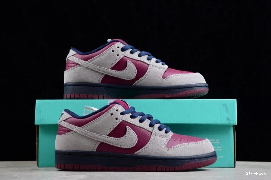 Low Nike True Atmosphere Grey Dunk BQ6817-001 Berry SB 0922